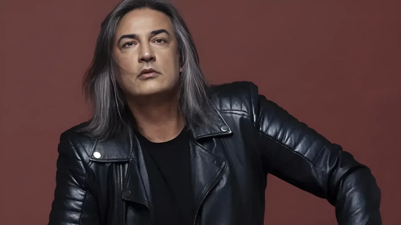 Çelik’ten genç çifte jest! “Düğününüzde Yanınızdayım”