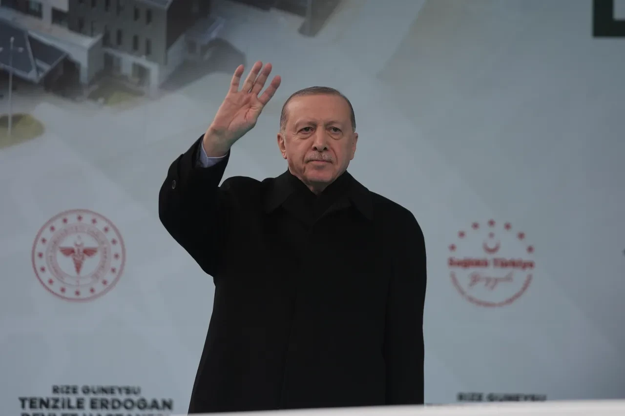 Cumhurbaşkanı Erdoğan 'hayırlı olsun' diyerek duyurdu! 'Biz millete hizmet için varız'