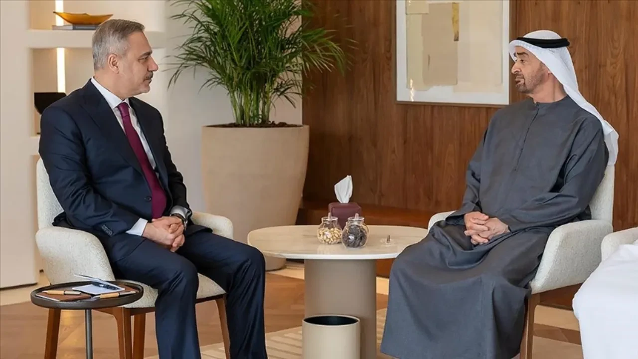 Dışişleri Bakanı Fidan BAE'de: Savaş gündeminde kritik görüşme