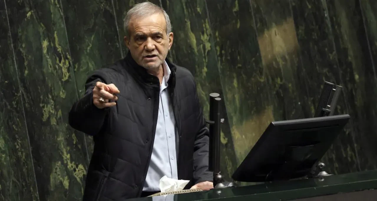 İran Cumhurbaşkanı Pezeşkiyan'dan yeni mesaj: "Komşu ülkelerle savaş peşinde değiliz"