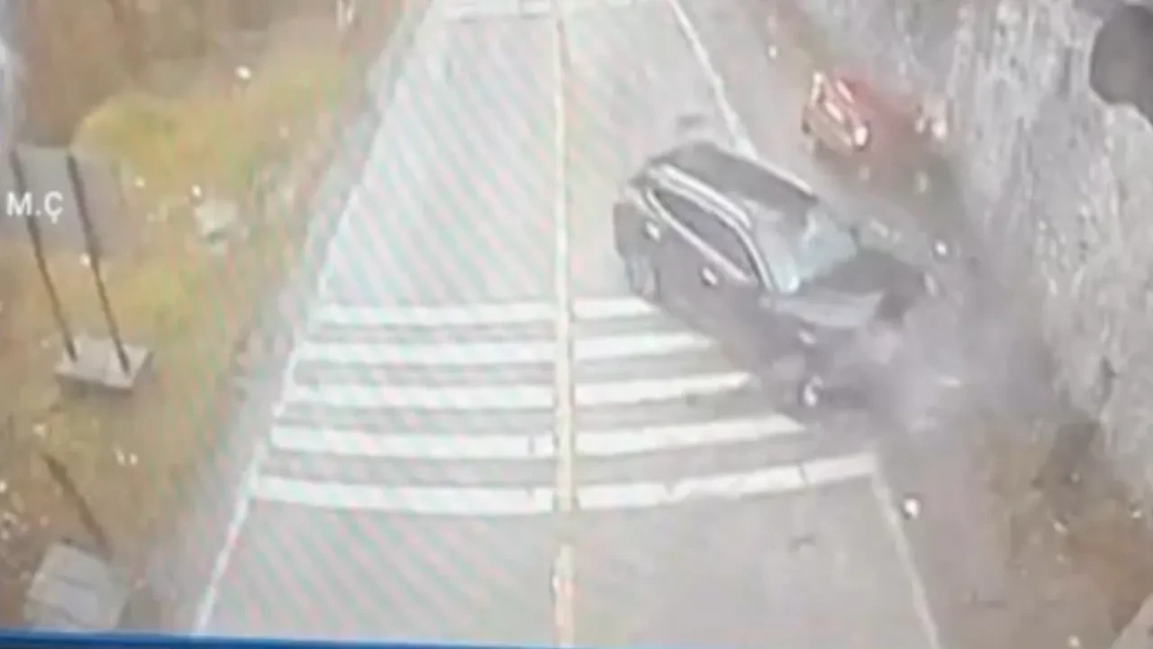 Karabük'teki ölümlü trafik kazası kamerada