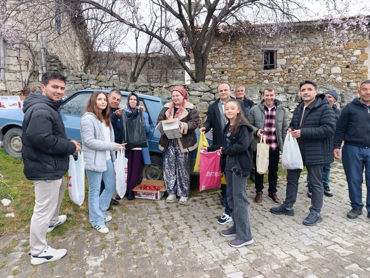 Manisa’da asırlardır devam eden gelenek: Bayramda yediden yetmişe herkes çocuk oluyor