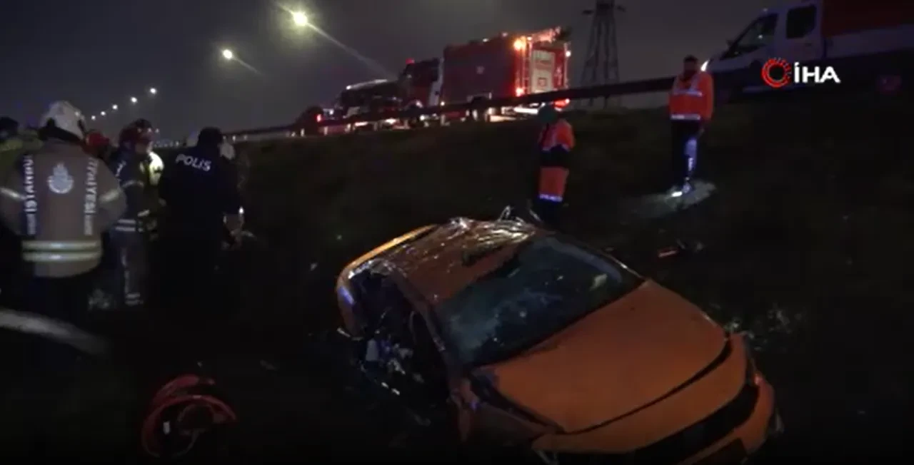 Pendik'te taksi su kanalına uçtu: 3 ölü, 1 yaralı