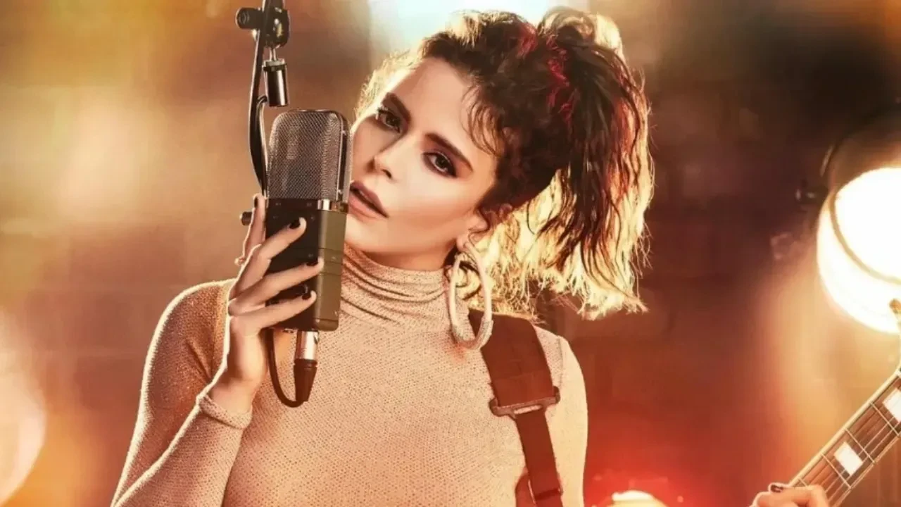 Simge Sağın yeni aşkını sosyal medyadan duyurdu