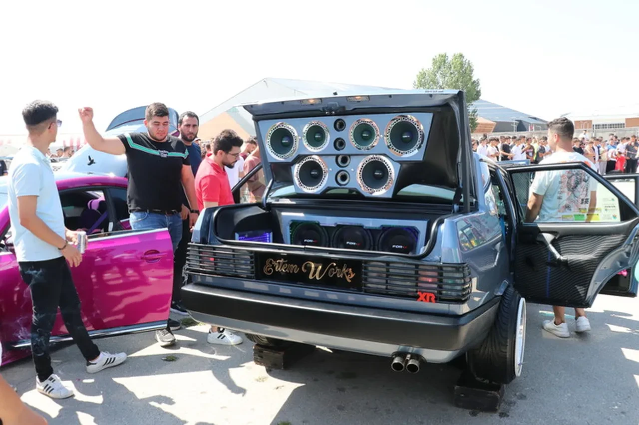 TUYAD'dan kritik çalıştay! Aracında multimedya ekran, jant, hoparlör olanlar dikkat 