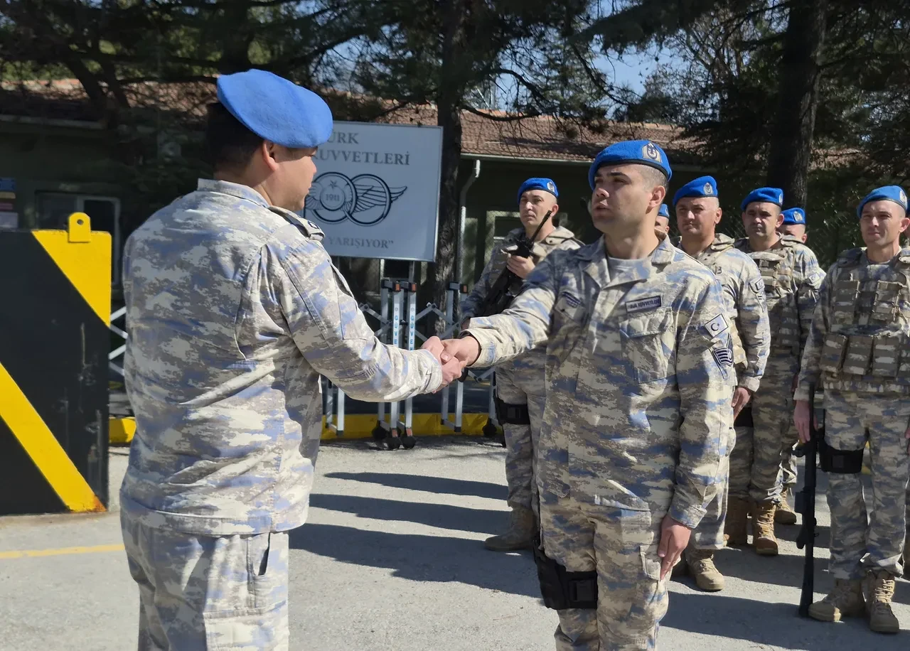 Vatan nöbetinde bayram: Mehmetçik’in telefonda annesiyle konuşması yürekleri ısıttı