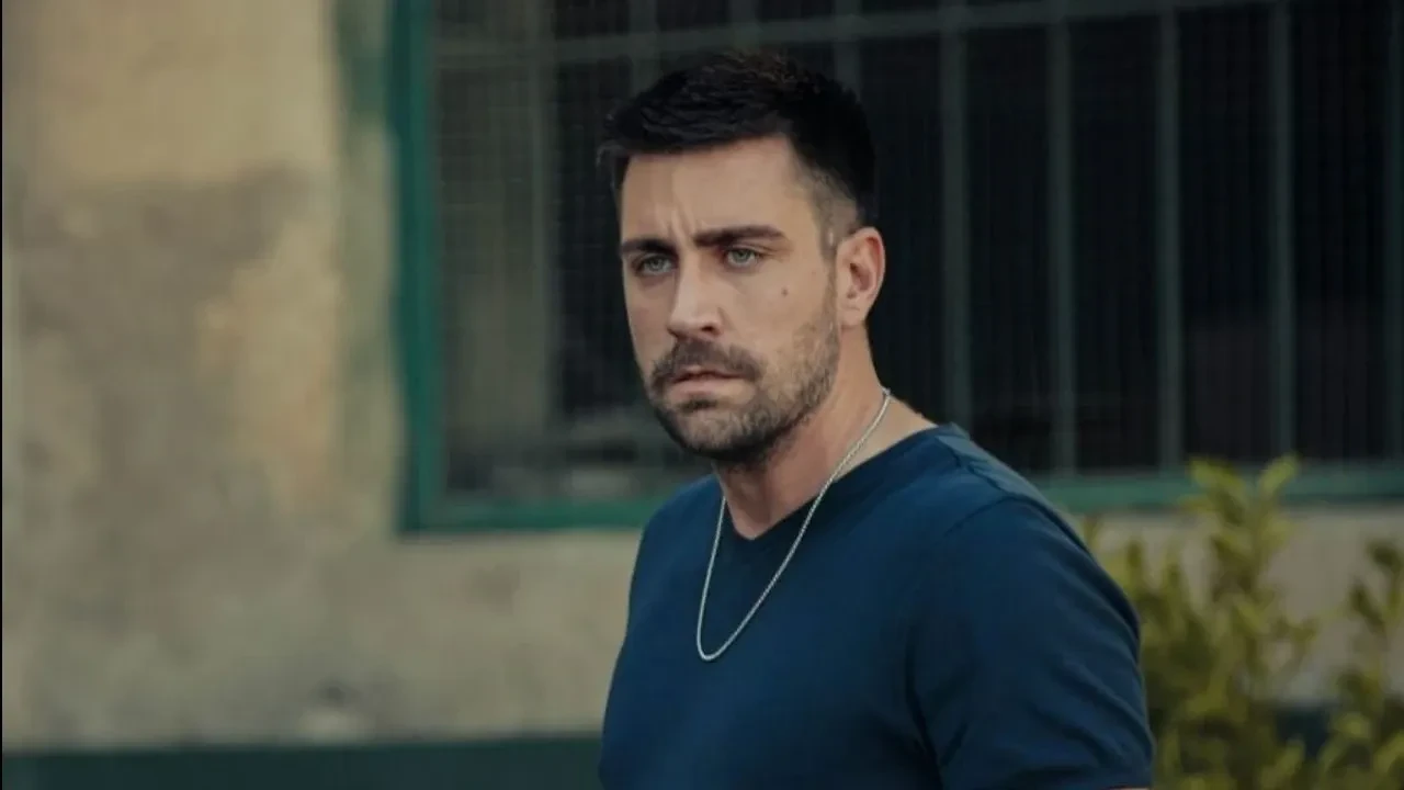 Aydilge'den Çağlar Ertuğrul'a Kurtlar Vadisi çıkışı