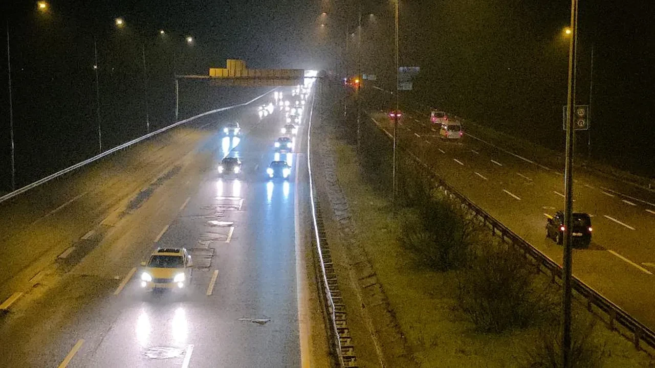 Bayram dönüşü erken başladı: Anadolu Otoyolu İstanbul istikametinde trafik yoğunluğu artıyor!