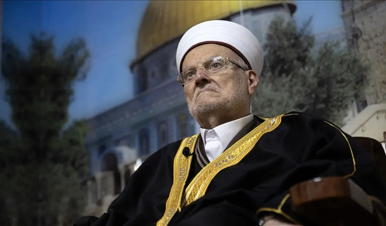 İsrail Mescid-i Aksa'yı işgal için harekete geçti! İmam İkrime Sabri, Türkiye Gazetesi'ne ağlayarak anlattı