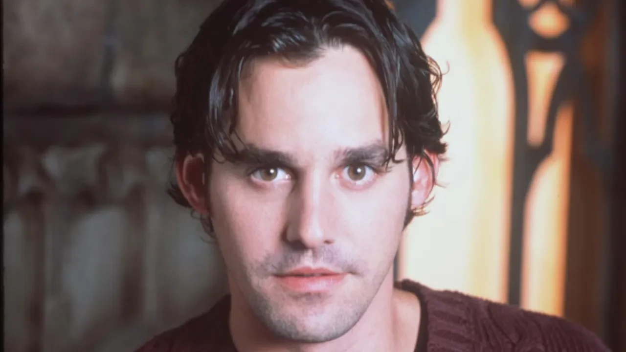 Oyuncu Nicholas Brendon uykusunda hayatını kaybetti 