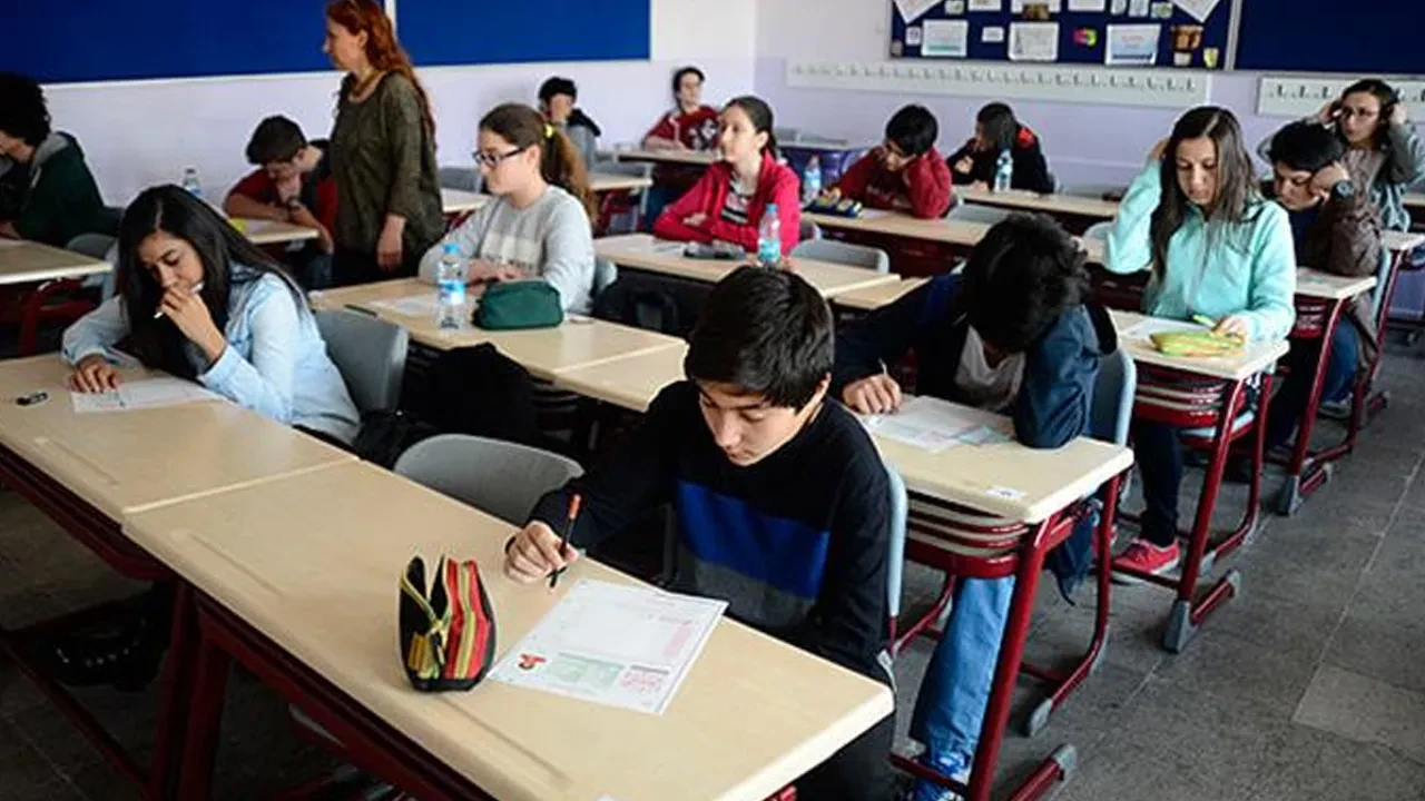 Ara tatil bitiyor, yarın 18 milyon öğrenci sınıflarına dönecek!