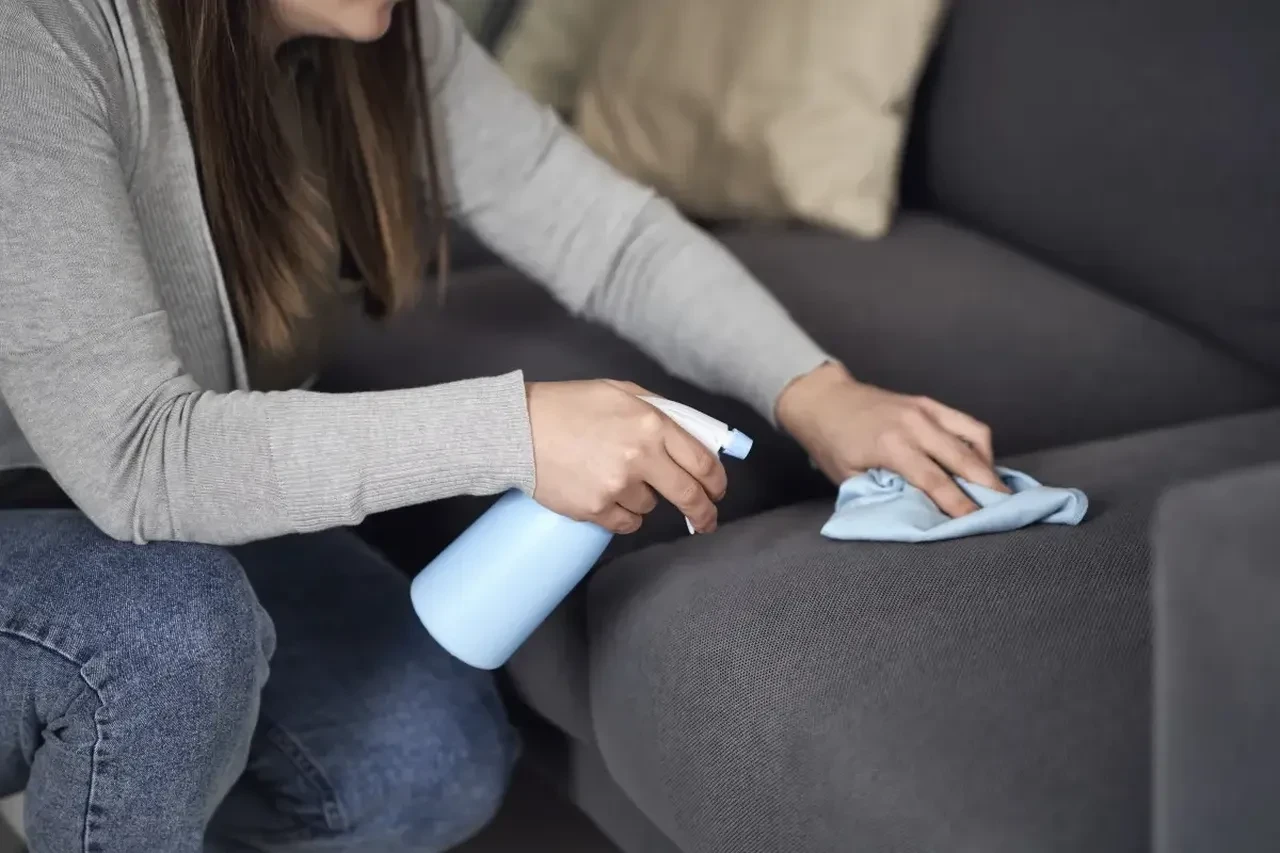 Bayramda en çok yaşanan ev kazası! Halı ve kanepelerdeki çay kahve lekeleri