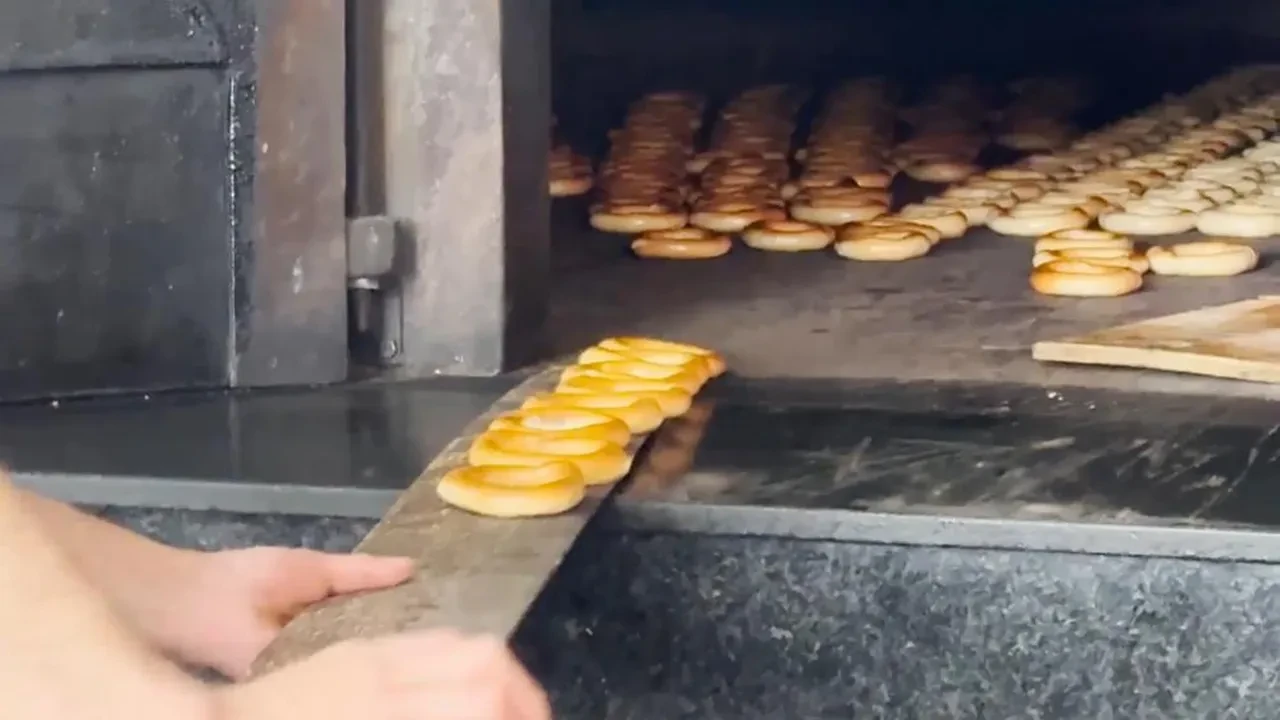 Cumhurbaşkanı Erdoğan ikram etti, Rize simidi kısa sürede gündem oldu! 