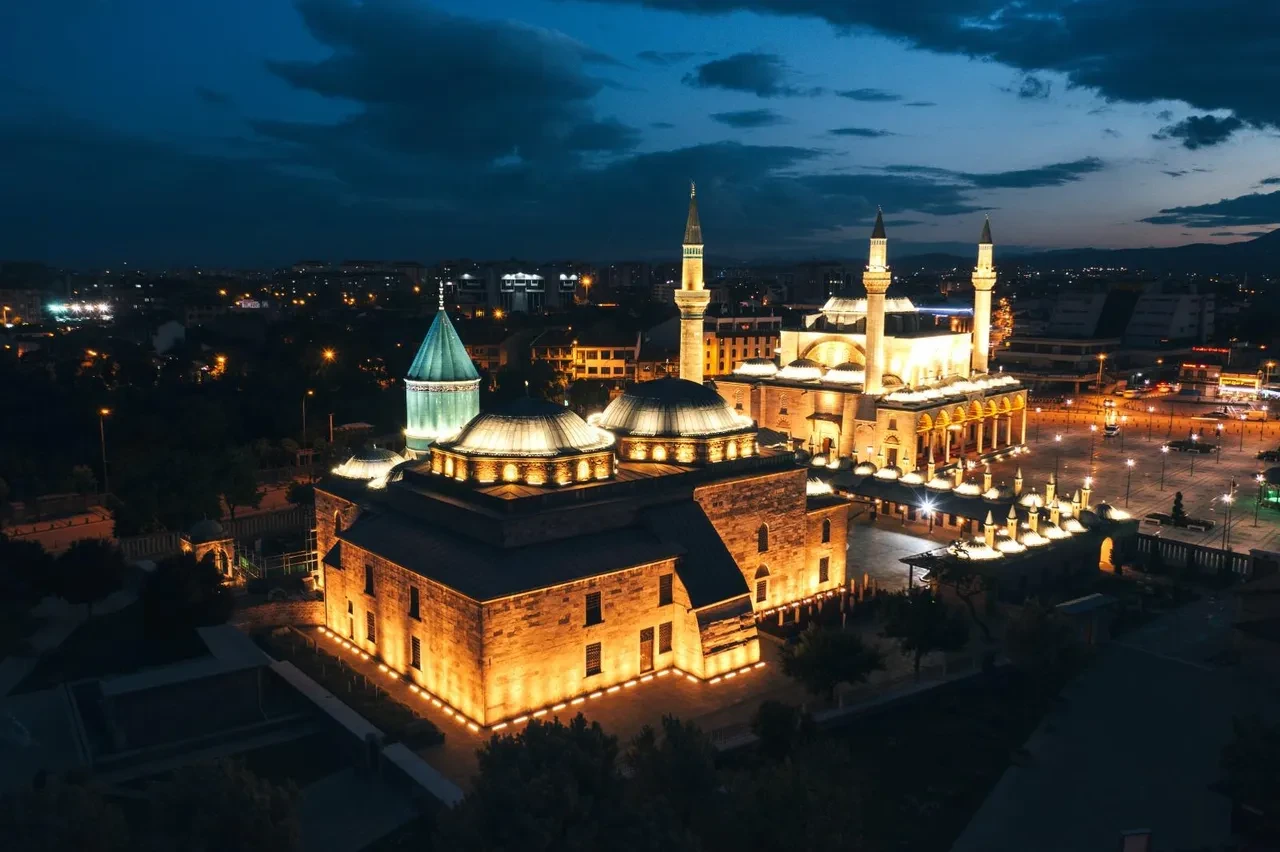 Herkesin tatili bu krizden etkilenecek! Pelin Tuna'dan 2026 turizm sezonu için kritik uyarı