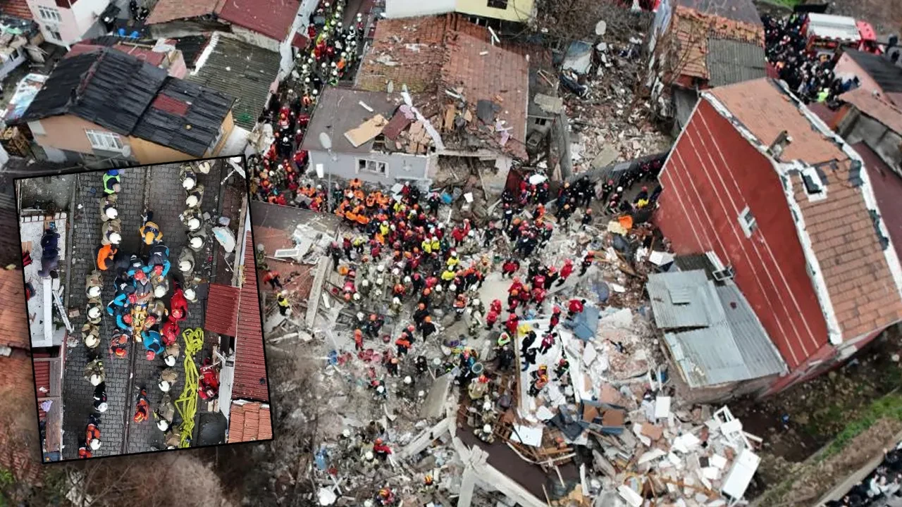 İstanbul Fatih'te 2 bina çöktü! Enkazdaki 11 kişiden 9'u sağ olarak kurtarıldı 