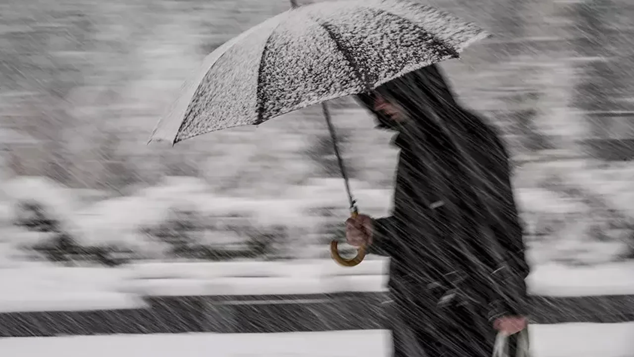 Meteoroloji 10 kenti sarı kodla uyardı! Kar ve sağanak geliyor: Bayramdan sonra da sürecek 