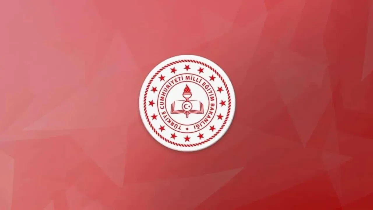 Pazartesi okullar tatil mi? Yarın (23 Mart) okul var mı, ara tatil dönüşü okullar ne zaman açılacak?