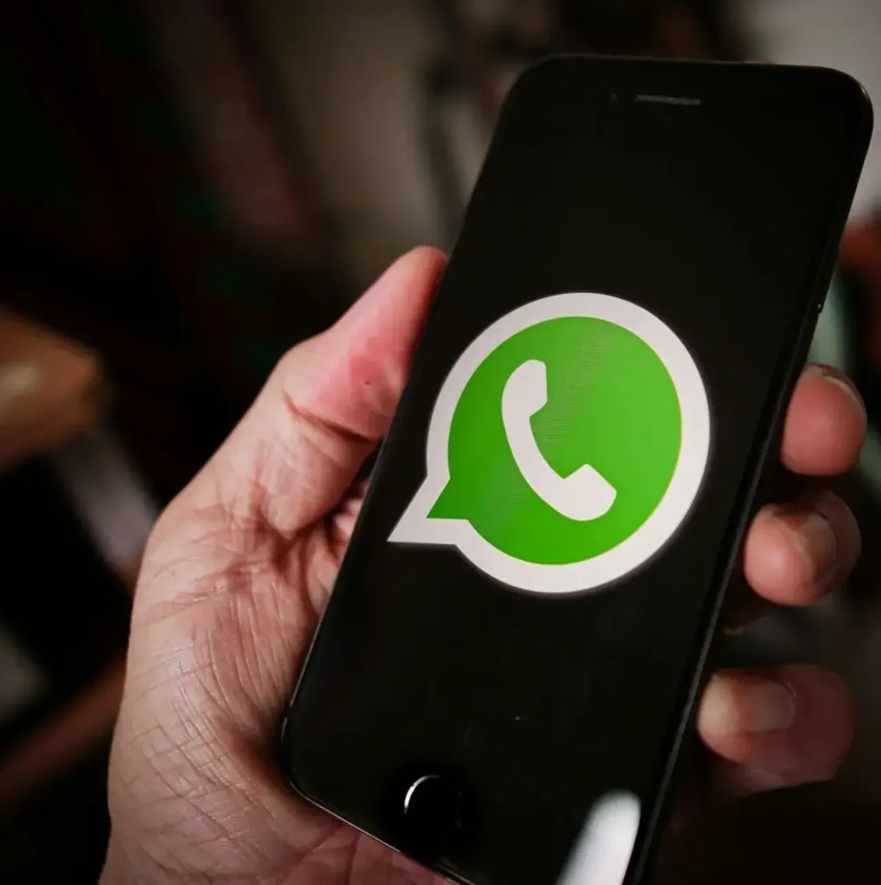 WhatsApp’ta dil engeli kalkıyor: Otomatik çeviri geliyor