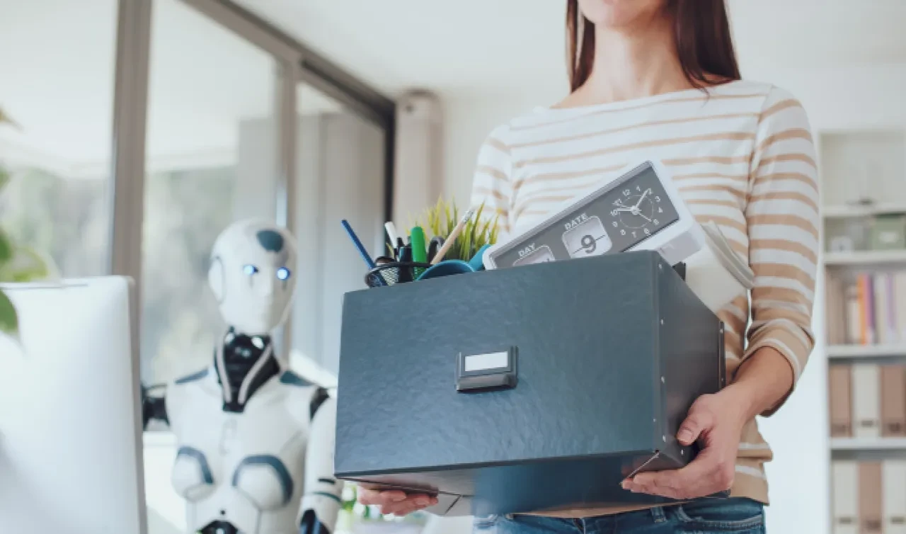 Yapay zekâ üç ayda 45 bin kişiyi işsiz bıraktı