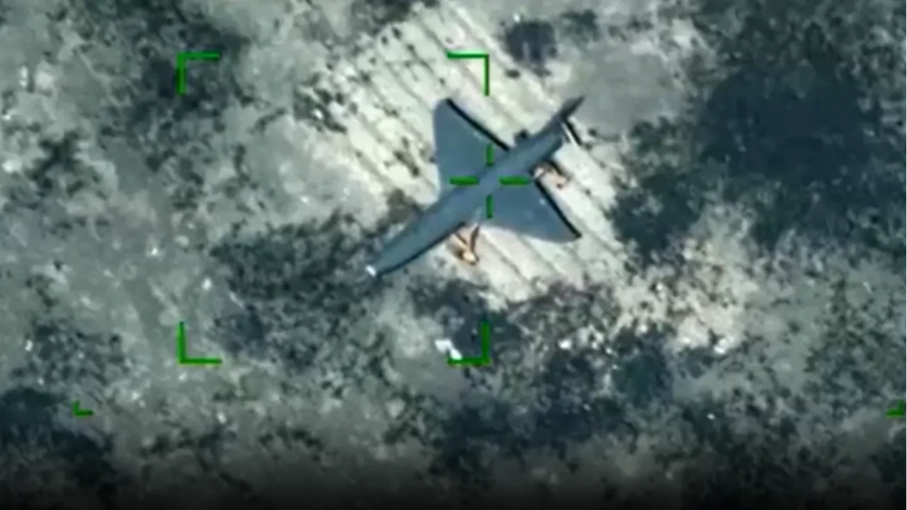 ABD, İran'ın İHA üslerini bombaladı