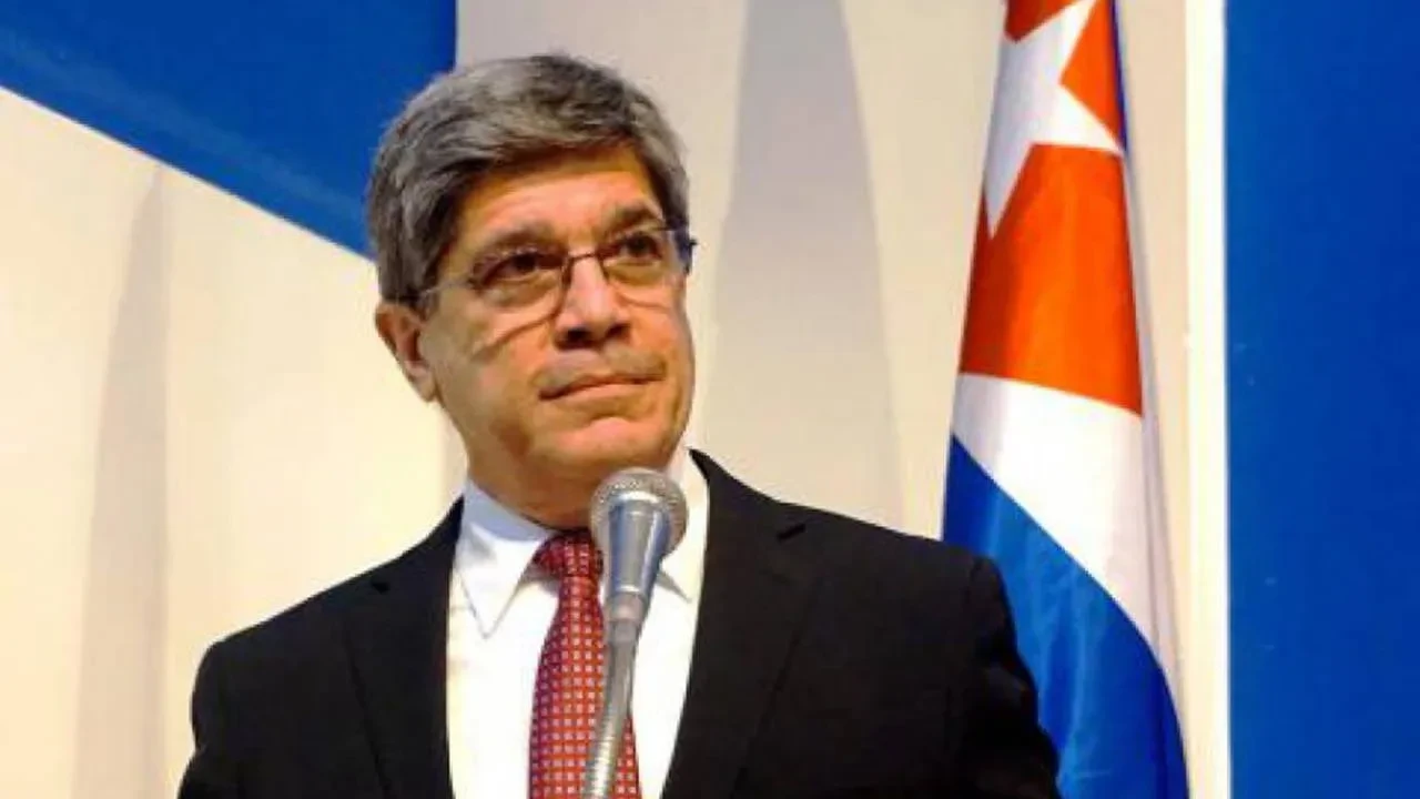 Bir ülke daha ABD'nin olası saldırısına karşı hazırlık yapıyor! Küba Trump'a mesajını verdi