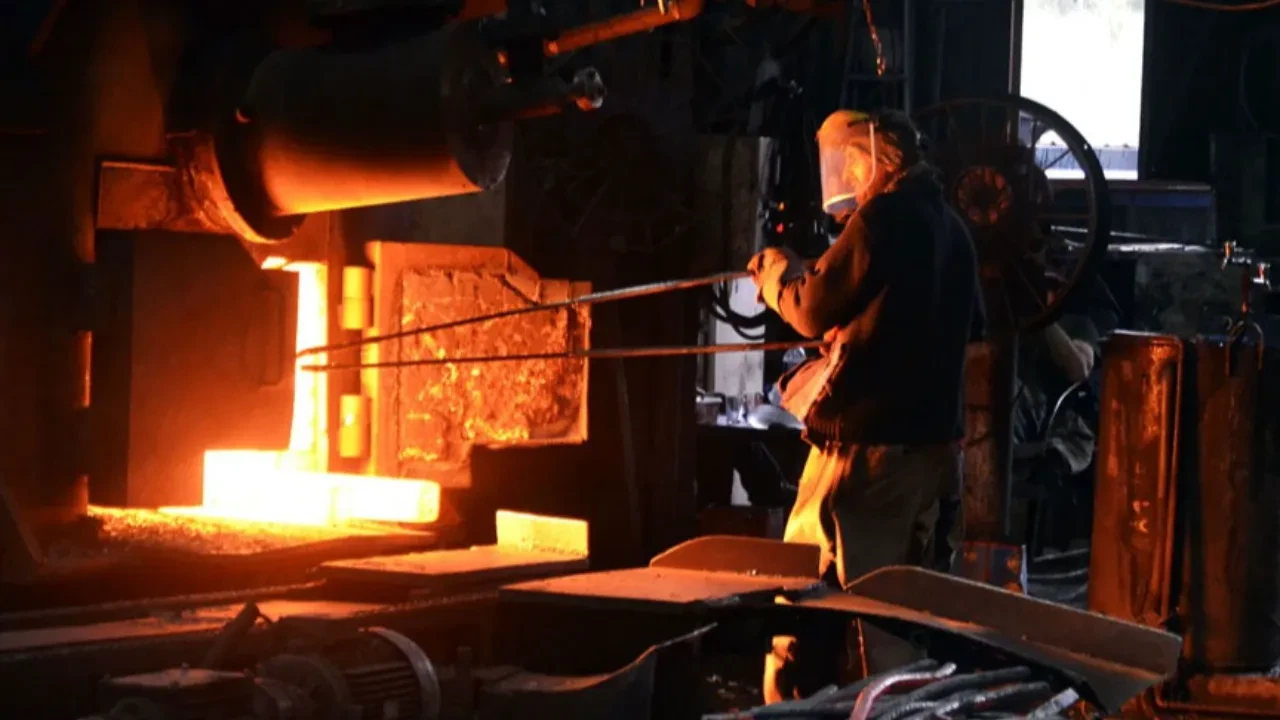 Çalışanları ilgilendiriyor: 40 meslekte daha belge zorunluluğu geldi