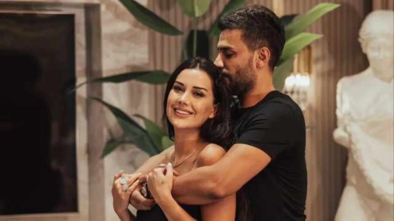 Dilan Polat’ın ellerindeki çizikler dikkat çekti! Engin Polat ile boşanacakları iddiaları yeniden gündeme geldi