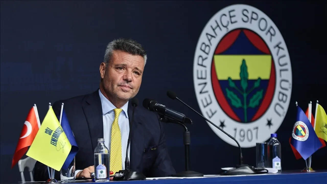 Fenerbahçe'de transfer harekatı: Hollanda’da çifte operasyon: Yönetim 2 genç yıldızı tribünden izledi