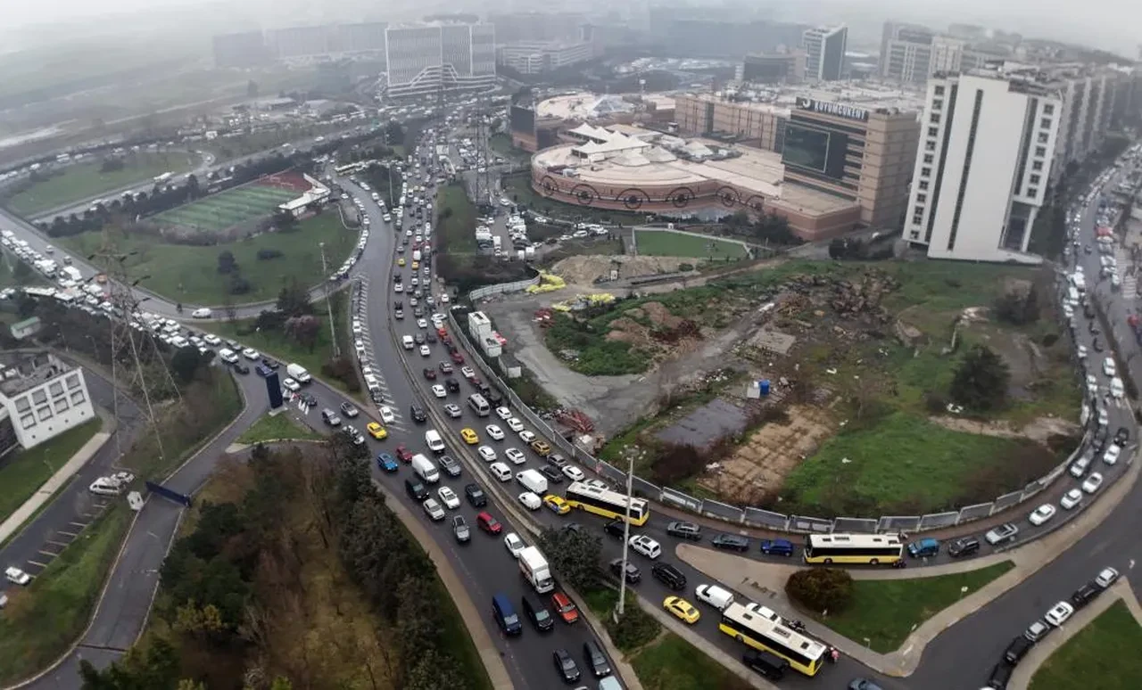 Fiyat düştü, Kuyumcukent'e gram altın tükendi! 