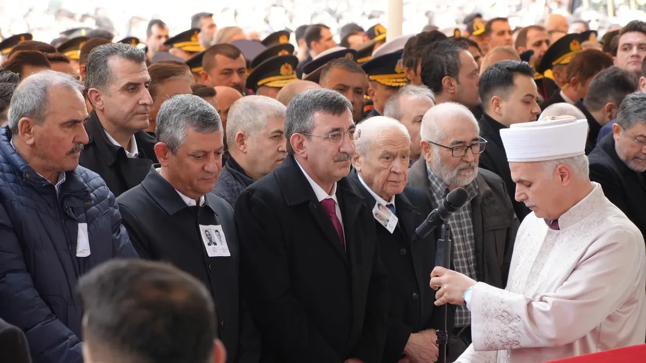 Katar'da düşen helikopterde şehit olan personellerimize son veda