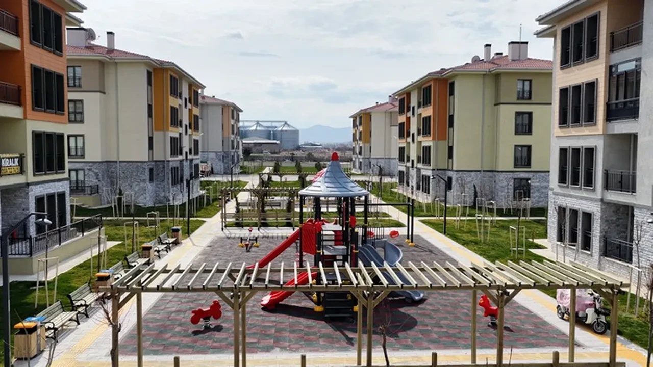 TOKİ İstanbul kurası ne zaman, kura çekiliş tarihi açıklandı mı? 100 bin konut için kura çekilecek