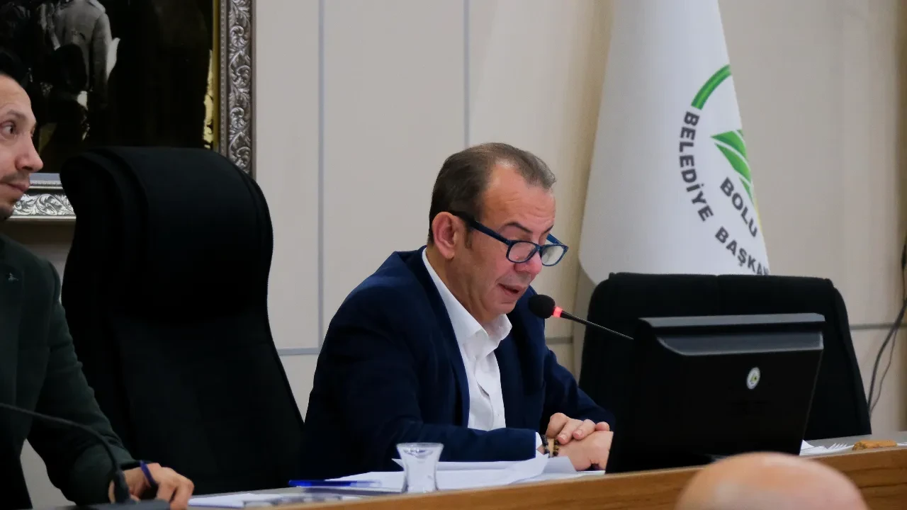 Bolu Belediyesi soruşturmasında MASAK raporunun detayları ortaya çıktı: Burs parasıyla kedi-köpek maması almışlar