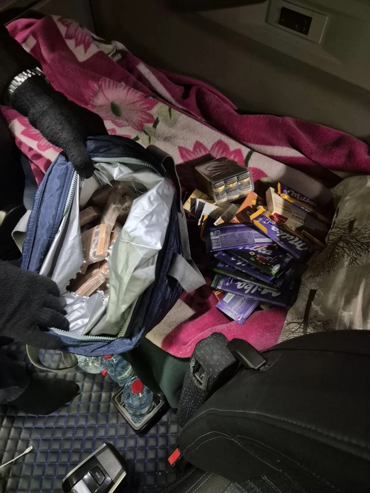 Çikolata çantasından servet çıktı! Sınırda 220 bin euro ele geçirildi