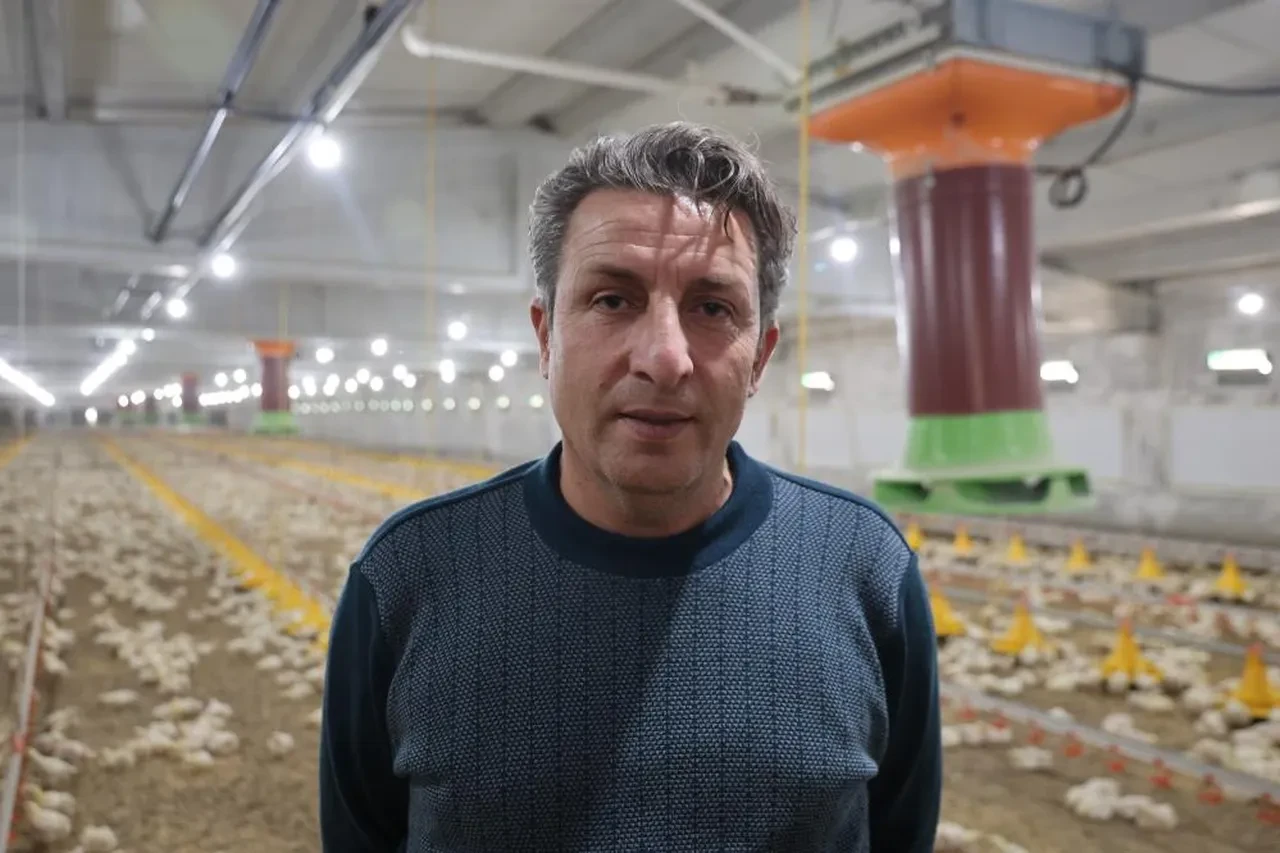 Devlet desteğiyle iki çiftlik kurdu, kendi işinin patronu oldu! Yıllık 360 ton üretim yapıyor