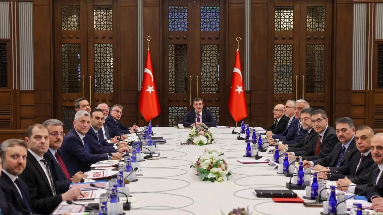 Ekonomi Koordinasyon Kurulu Toplantısı gerçekleşti: Eşel mobil ve stratejik dönüşüm hamlesi