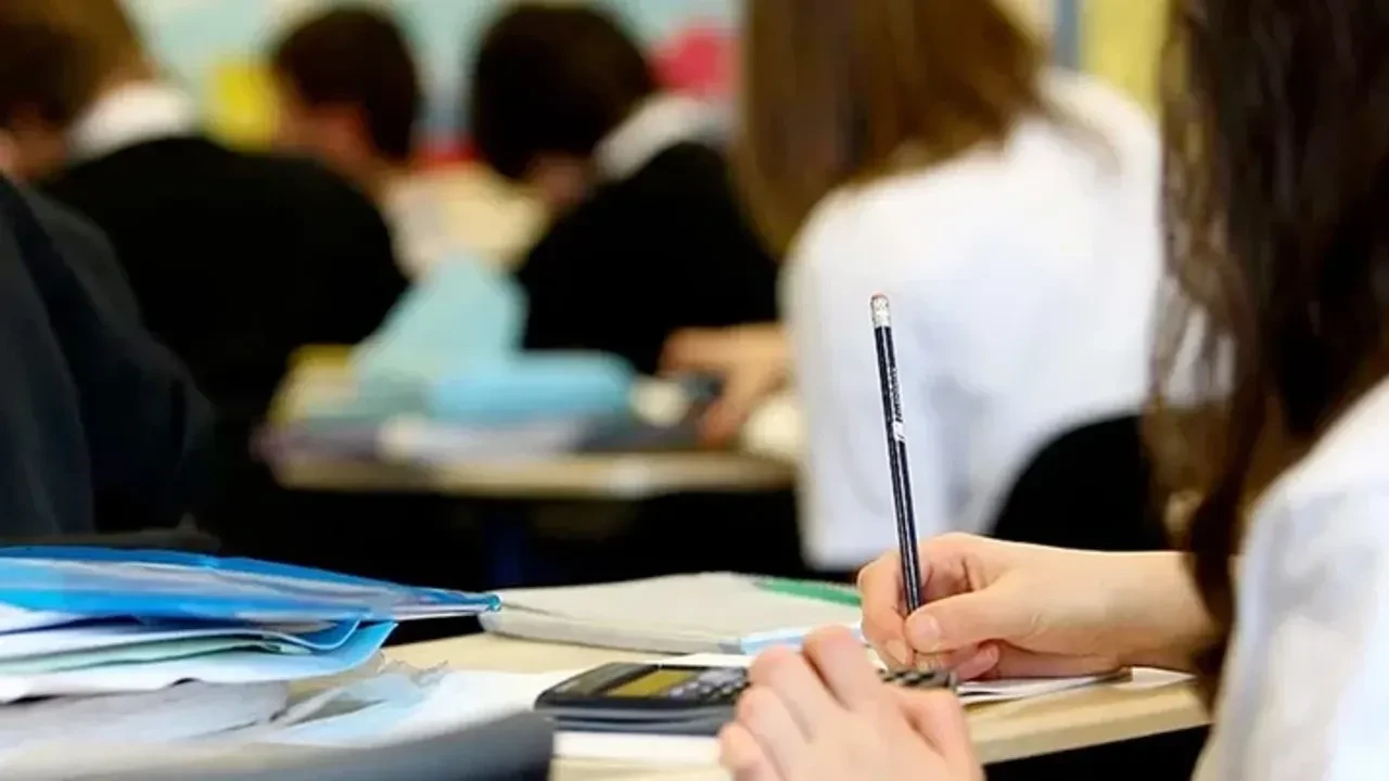 Finansal Okuryazarlık nedir hangi sınıflara zorunlu ders?