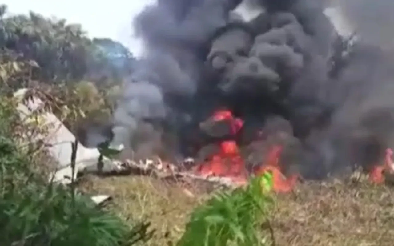 Kolombiya'da askeri uçak faciası: Onlarca ölü var