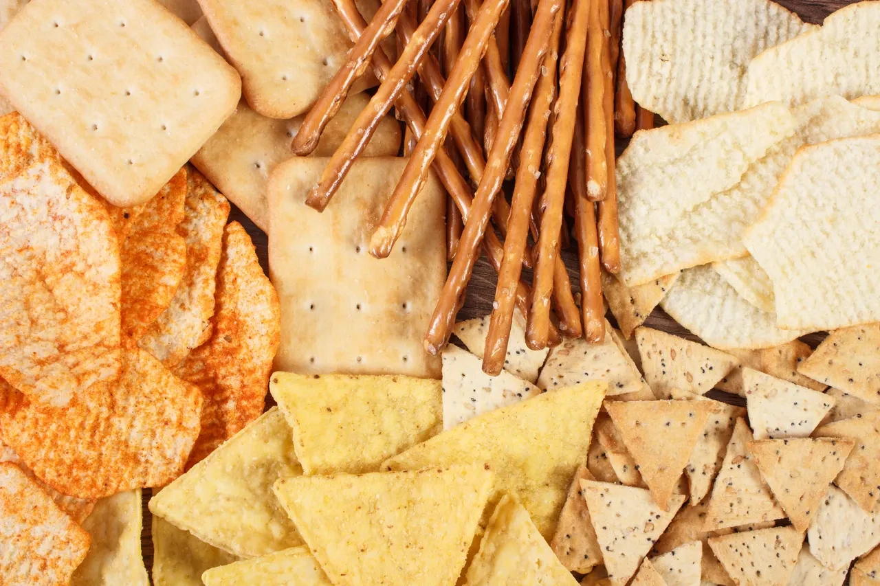 Kolon kanseri riskini artıran gıdalar belli oldu: Herkesin sofrasında var, her gün tüketiliyor