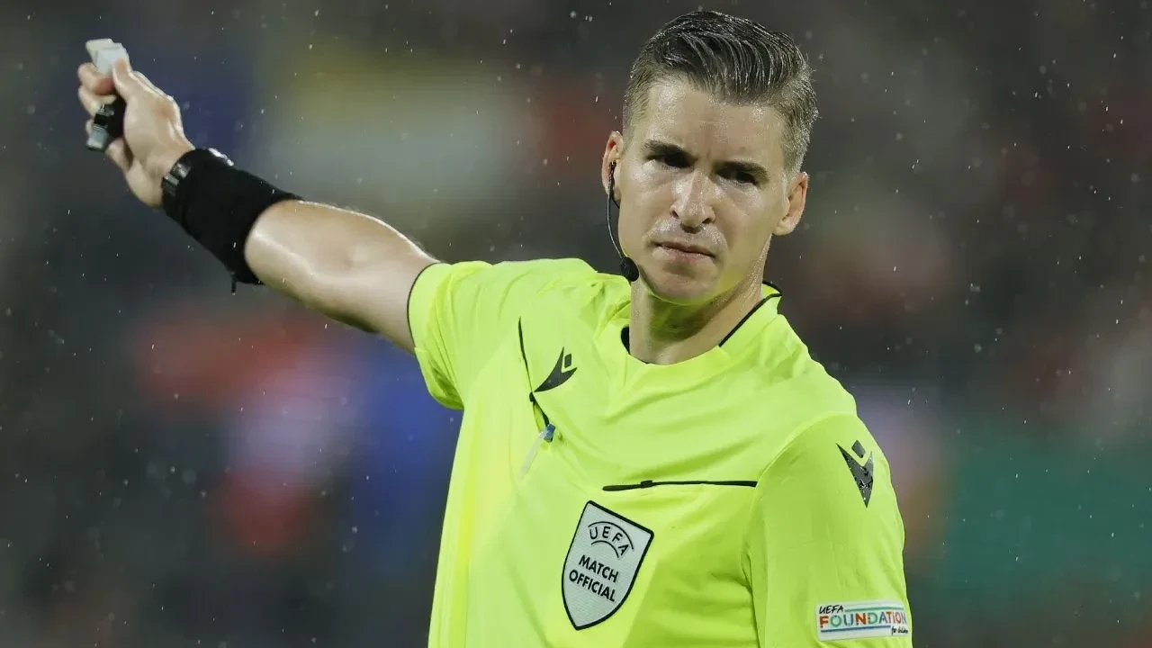 Türkiye-Romanya maçına tanıdık hakem: François Letexier düdük çalacak!