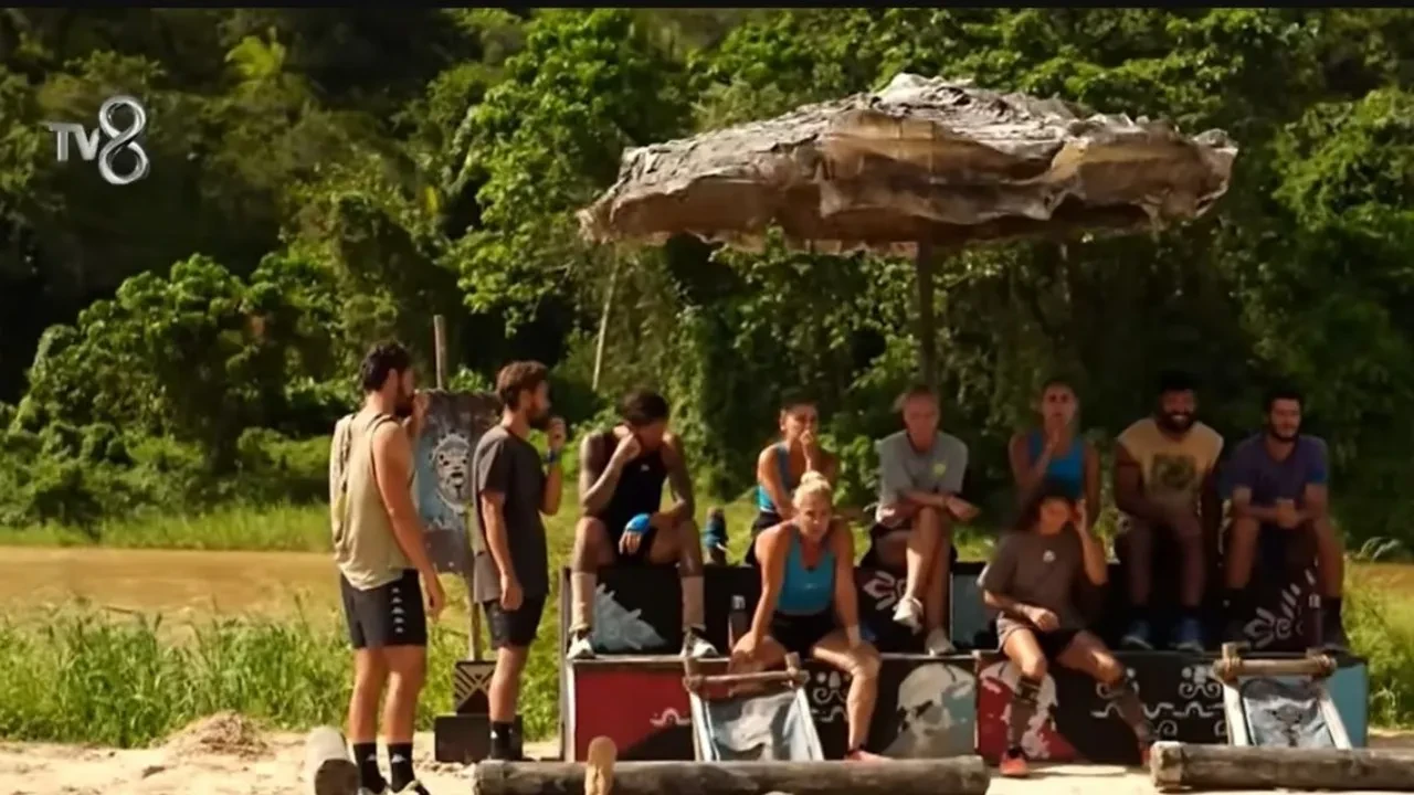 Acun Ilıcalı’dan yarışmacılara büyük jest! Survivor 2026 ödül oyununda 45 bin TL’lik hediye çeki sürprizi