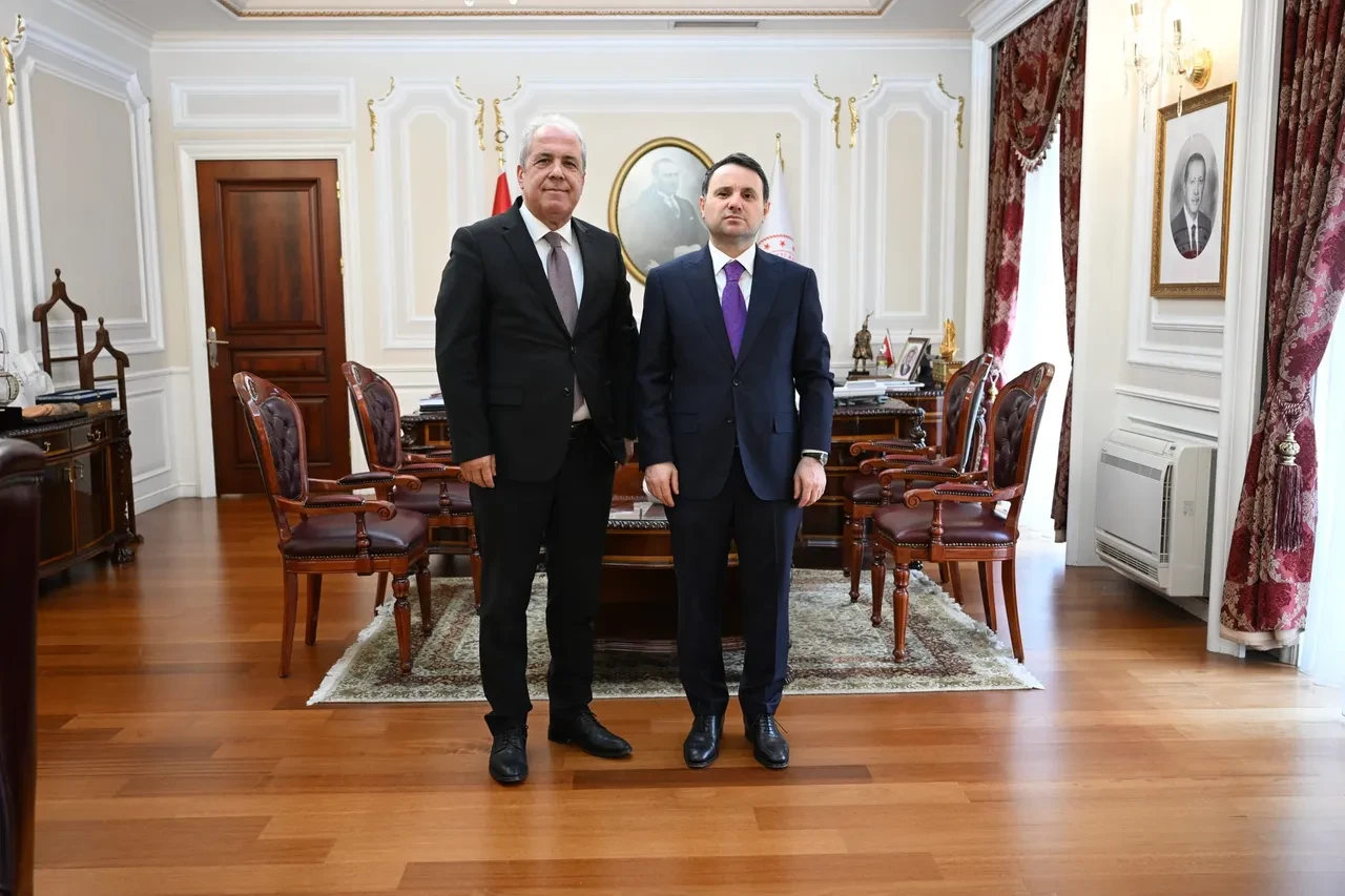 Adalet Bakanı Akın Gürlek'ten Özgür Özel mesajı: "Cumhurbaşkanımızın talimatı gereği susuyorum"