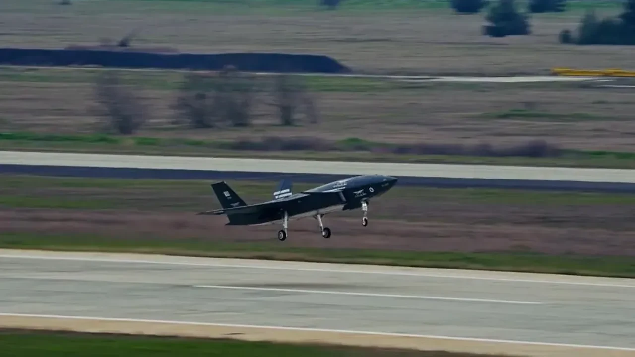 Bayraktar KIZILELMA'dan nefes kesen anlar! Bir gurur daha