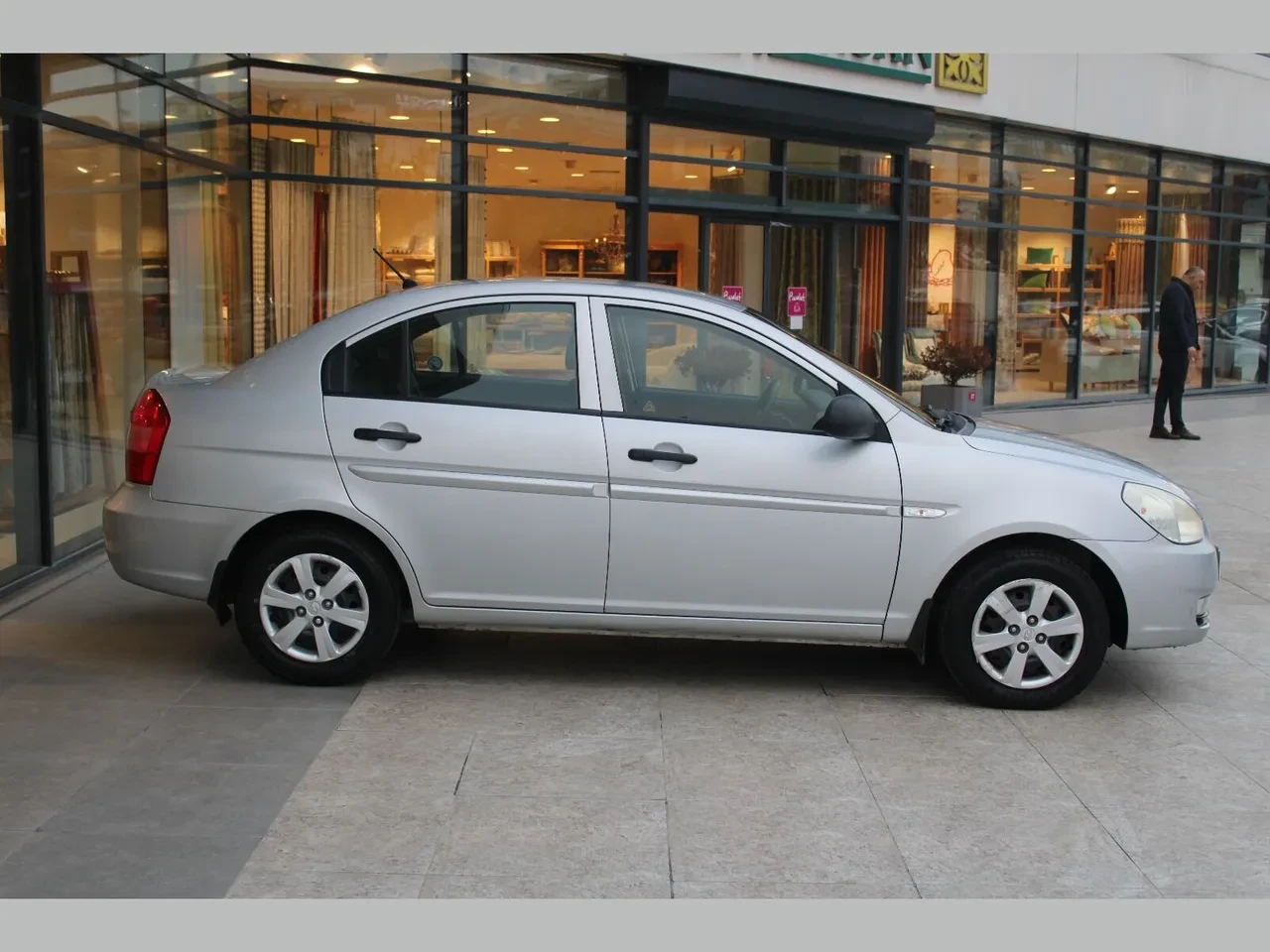 En az yakıt ve hızlı satış özellikleri ön planda! İşte 500 bin TL'ye alınabilecek 3 otomobil markası