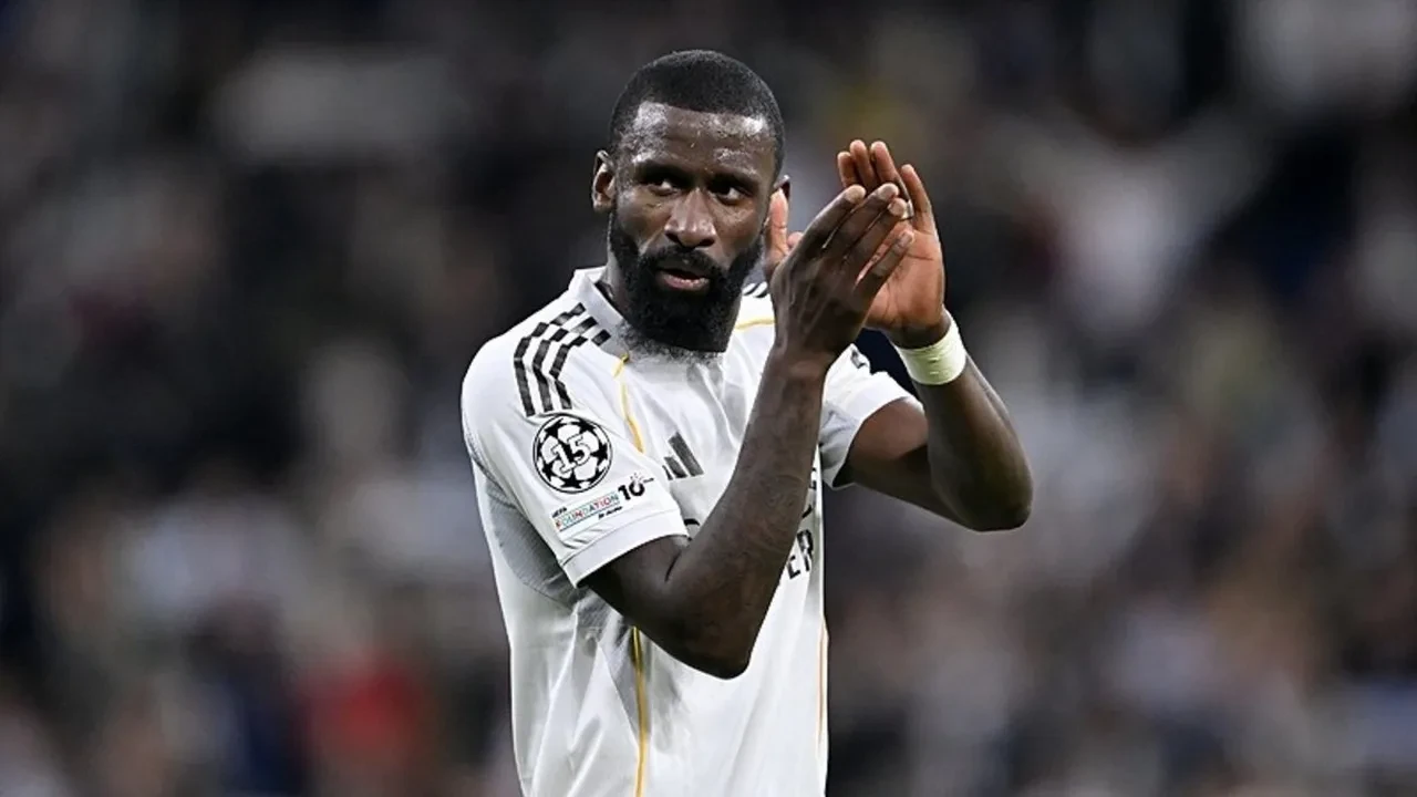 Fenerbahçe'den çifte transfer operasyonu! Biri Madrid’den diğeri Barcelona’dan: İspanyollar 'Bitti' diyerek duyurdu