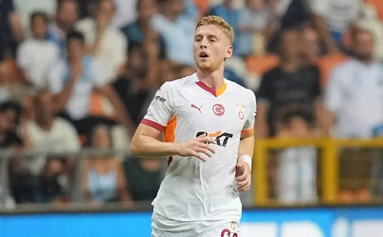 Galatasaraylı Metehan Baltacı tahliye edildi! Okan Buruk ve futbolcular genç futbolcuyu yalnız bırakmadı