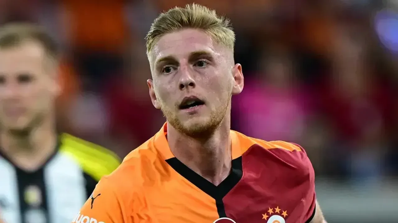 Galatasaraylı Metehan Baltacı tahliye edildi! Okan Buruk ve futbolcular genç futbolcuyu yalnız bırakmadı