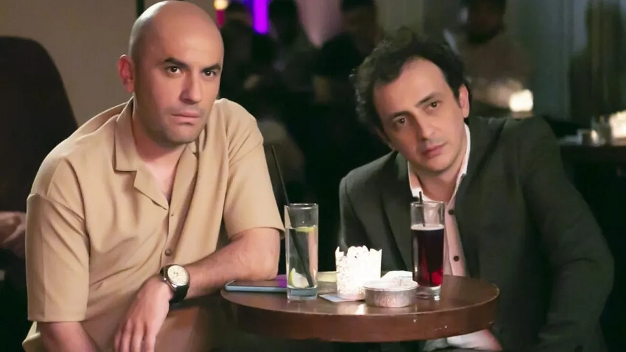 Giray Altınok’un radikal imaj değişikliği şaşırttı! Ünlü komedyen vampir dizisi için sakal bıraktı