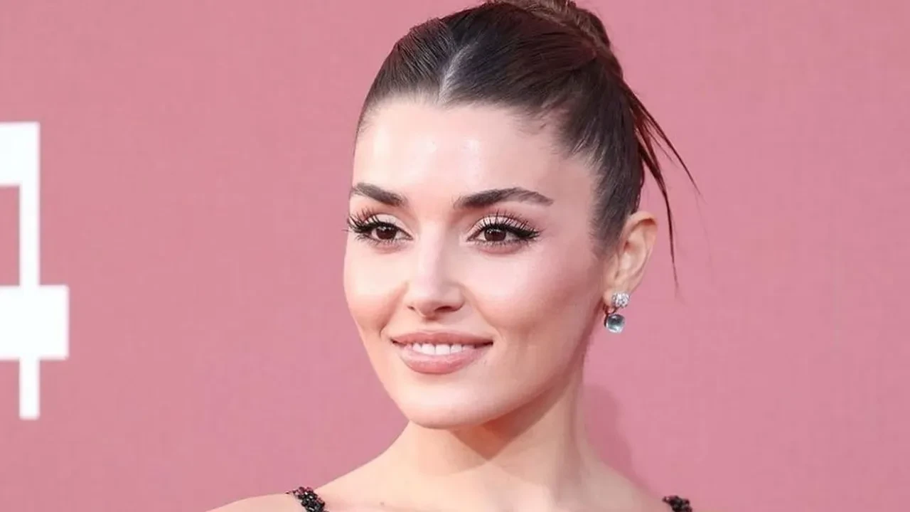 Hande Erçel kimdir, kaç yaşında? Hande Erçel Hakan Sabancı neden ayrıldı?