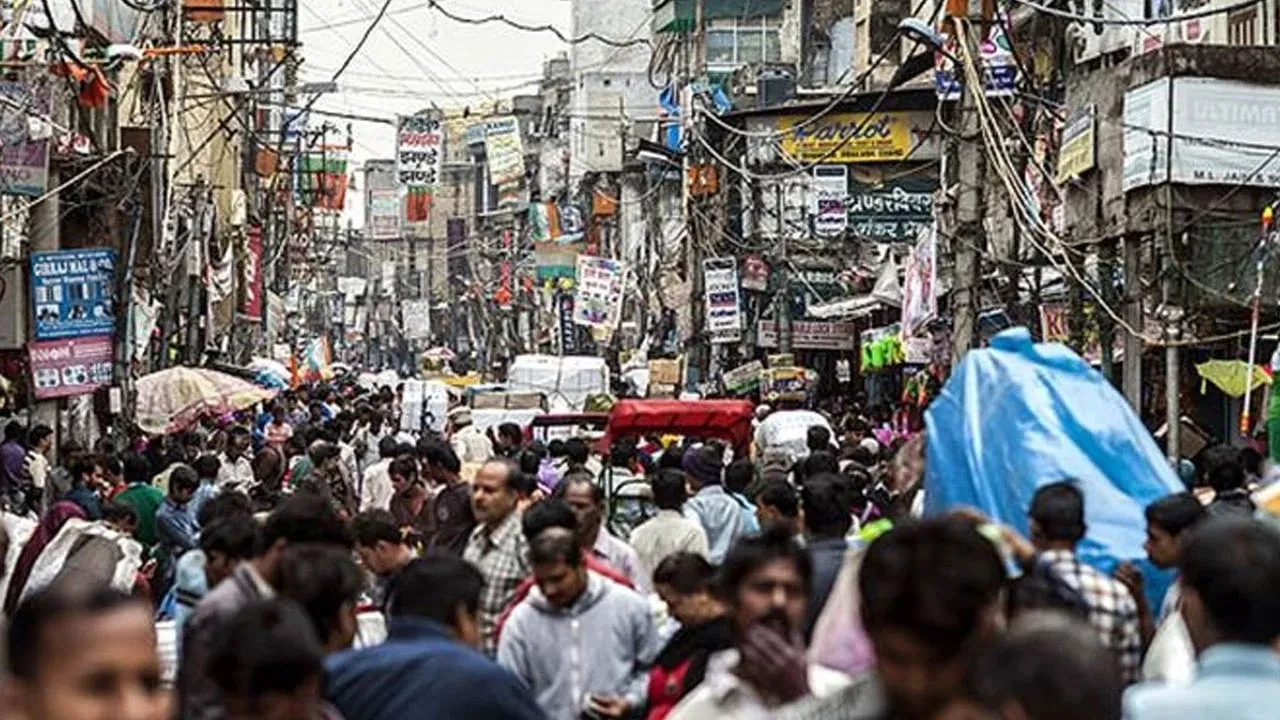 Hürmüz Boğazı kapandı, Hindistan durdu: Mumbai'de restoranlar kapanıyor, sanayi üretimi askıda