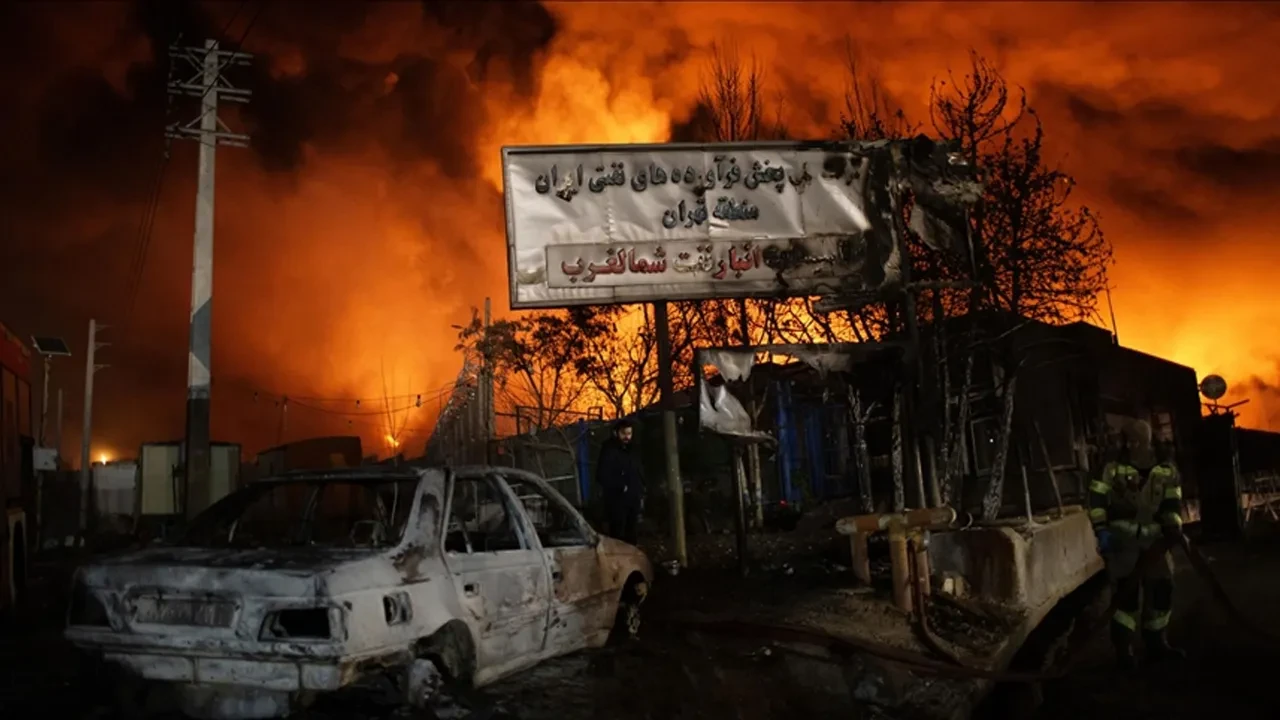 İsrail'den İran ve Lübnan'a yönelik yeni saldırılara yeşil ışık! Savunma bakanı Katz onay verdi